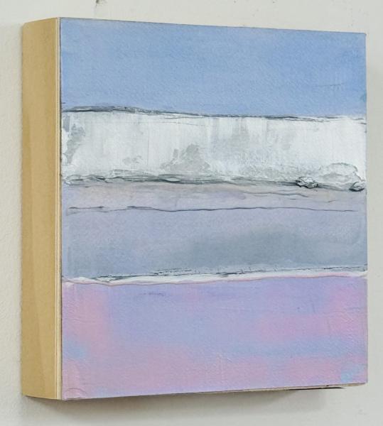 23.06.1
Acrylic  (iridescent pigment) on paper on cradled panel
8x8x1.5
$200